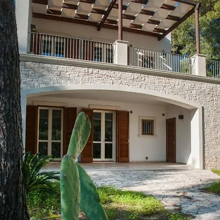 Caper Apartment *